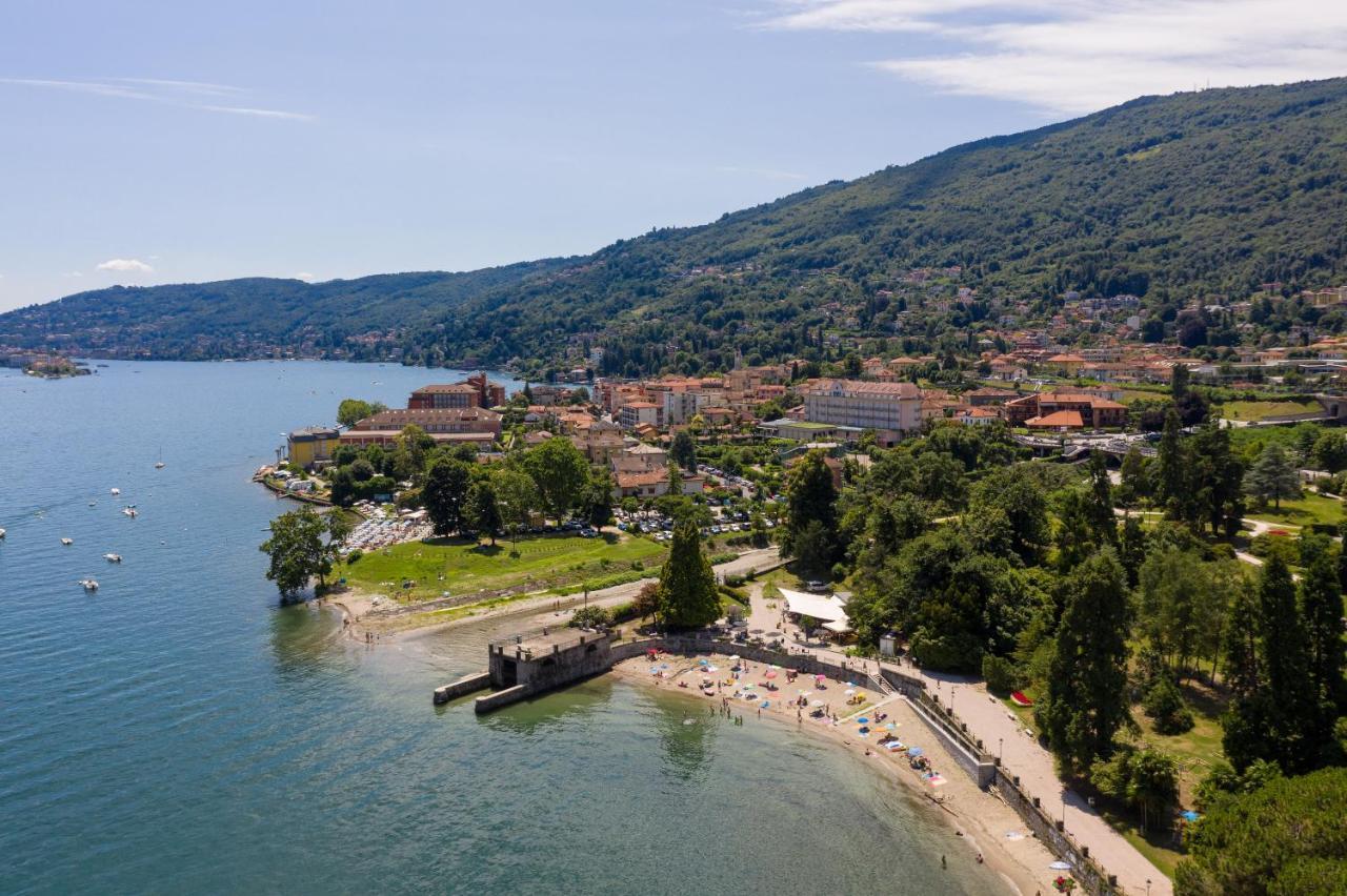 Baveno Beach - Charming Flat With Garden Eksteriør billede